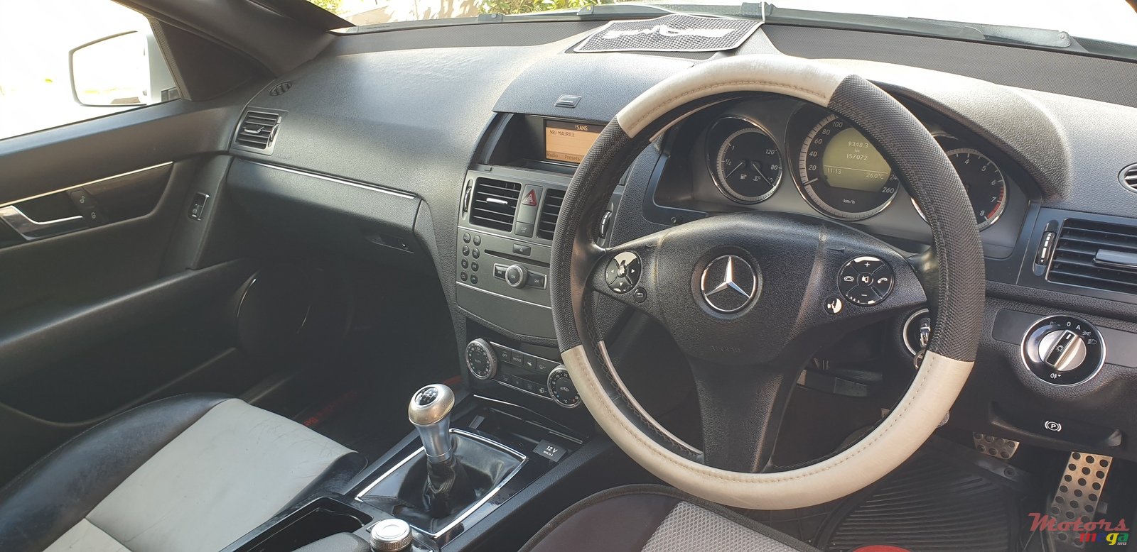 2010' Mercedes-Benz C 180 AMG photo #7