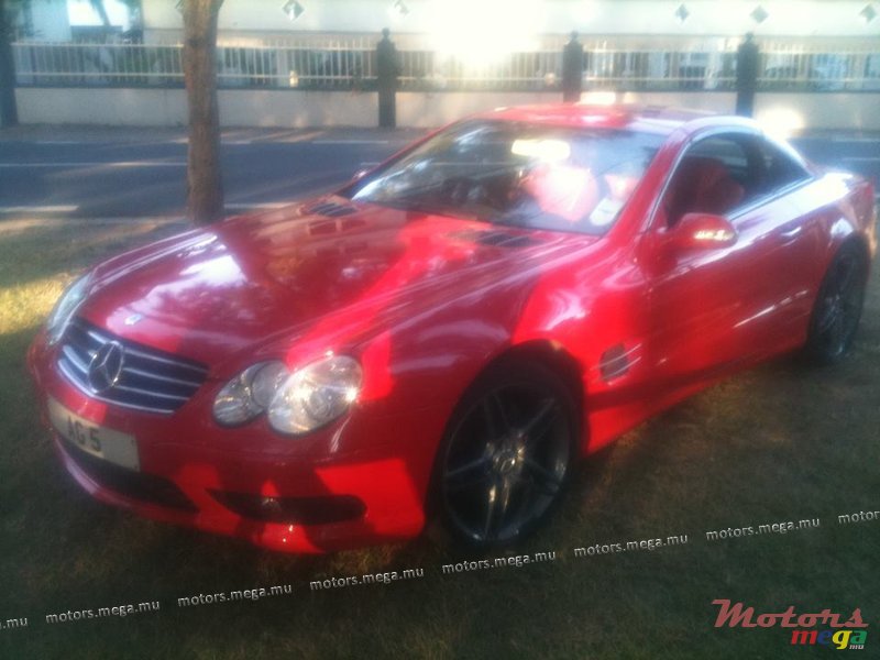 2004' Mercedes-Benz SL 500 photo #1