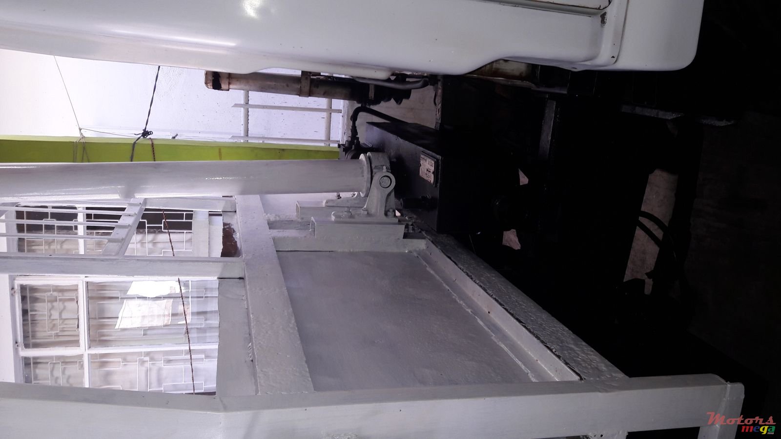 2005' Nissan Vehiculos Zero photo #1