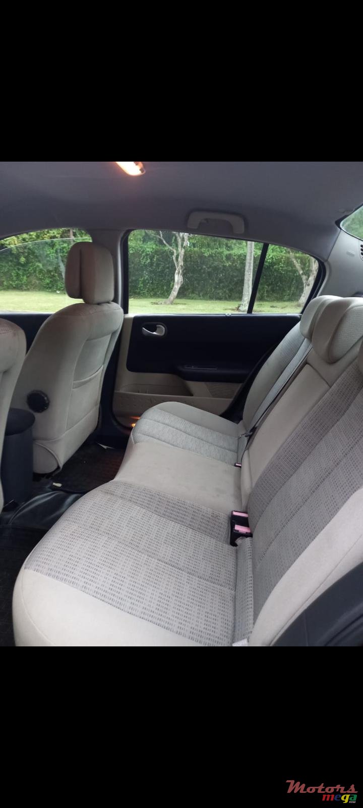 2007' Renault Megane photo #4