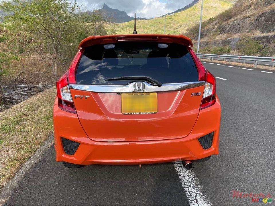 2016' Honda Fit RS photo #4