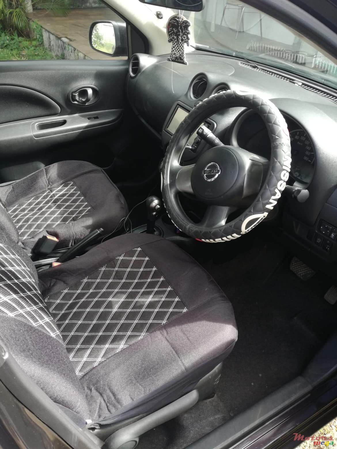 2012' Nissan March photo #6