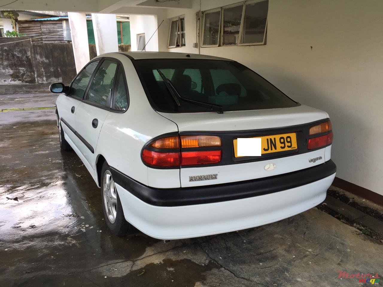 1999' Renault Laguna photo #2