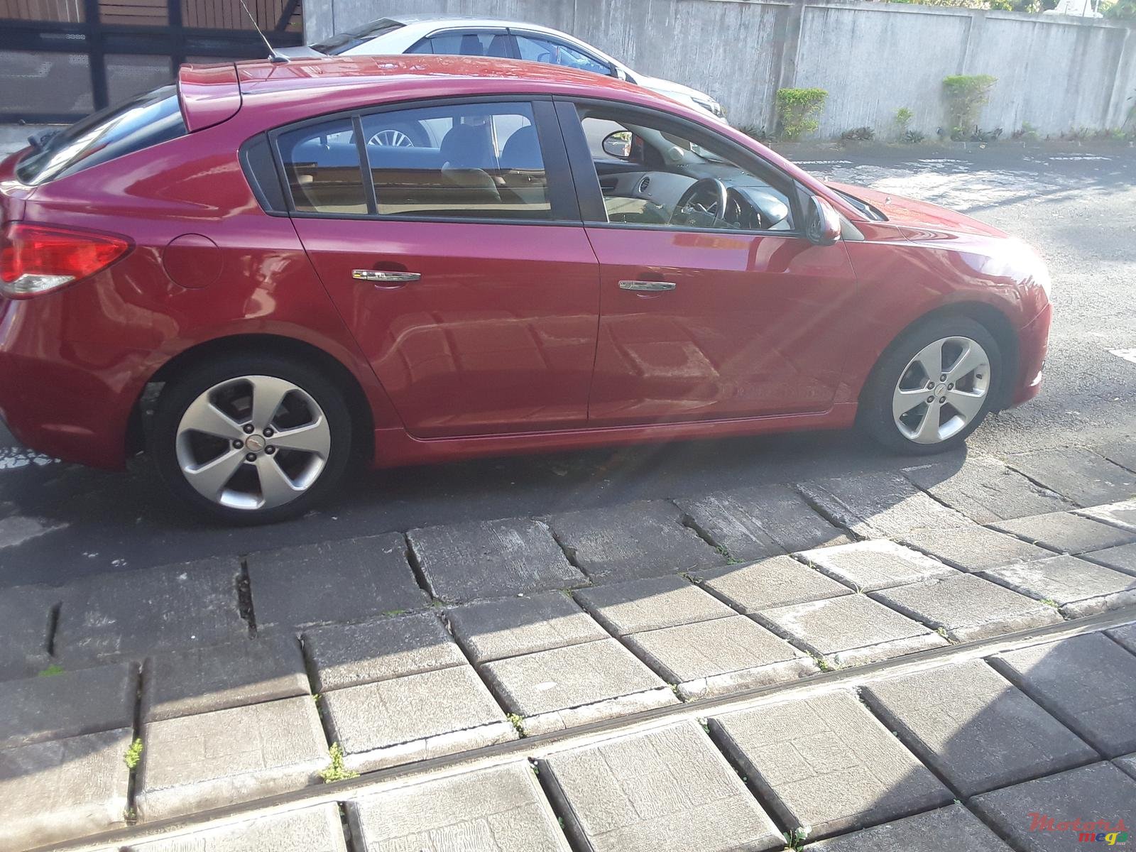 2013' Chevrolet Cruze photo #6