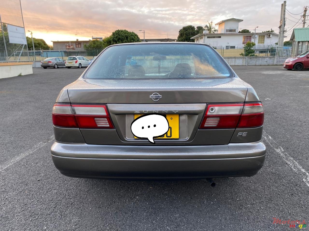 2000' Nissan Sunny photo #2