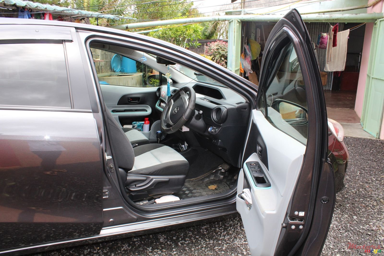 2013' Toyota photo #3