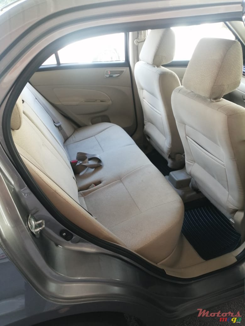 2013' Suzuki Ignis Dzire photo #4