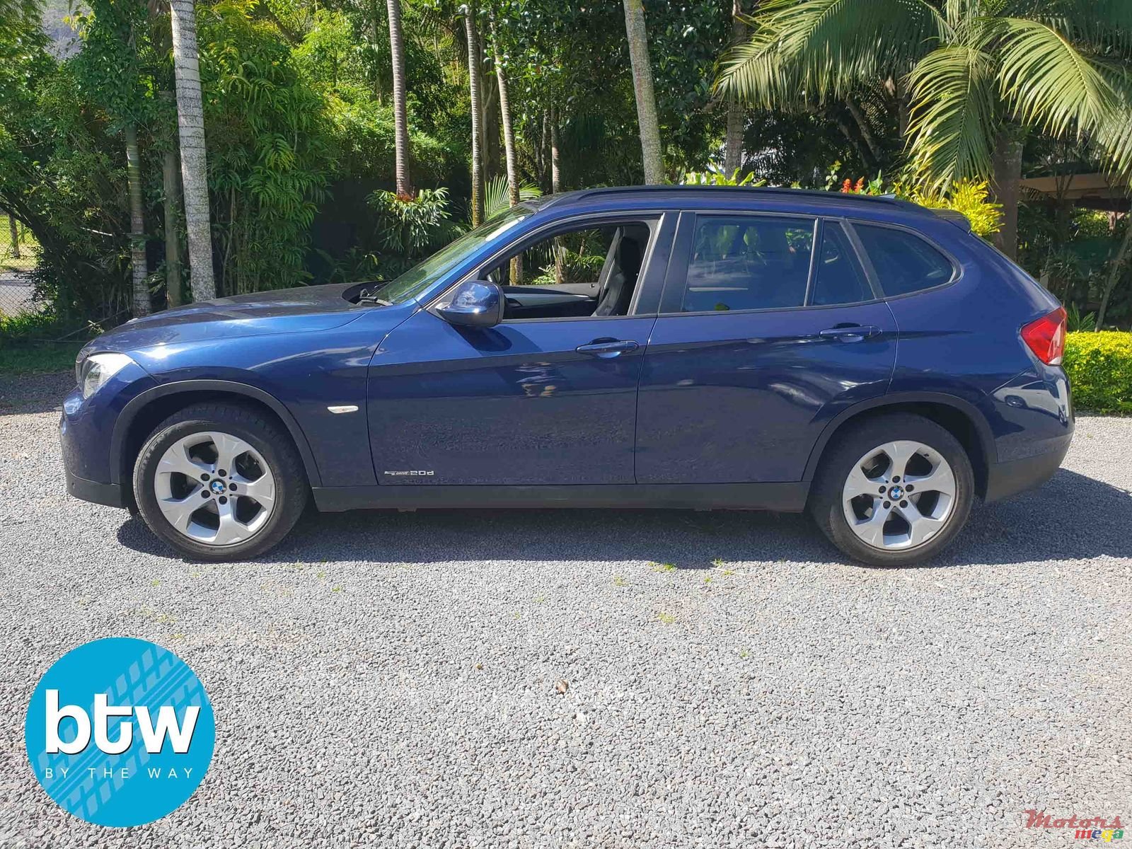 2010' BMW X1 photo #3