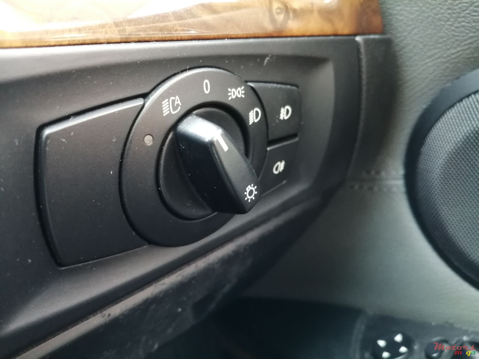 2005' BMW 320 E90 photo #5