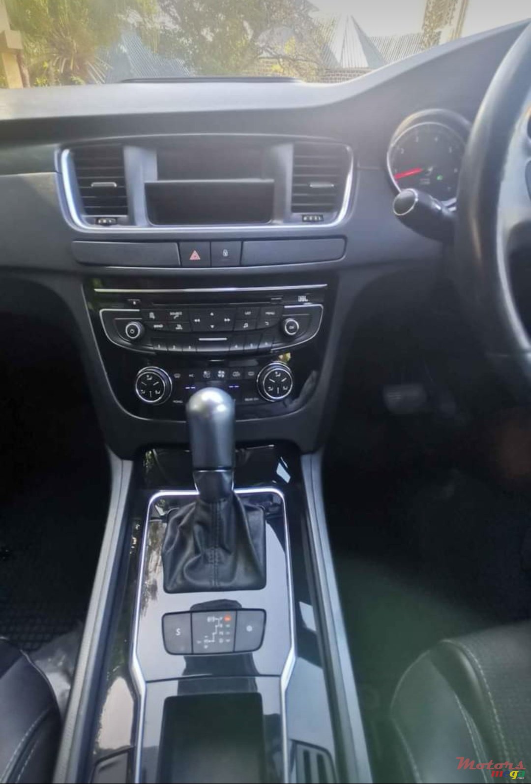 2013' Peugeot 508 photo #5