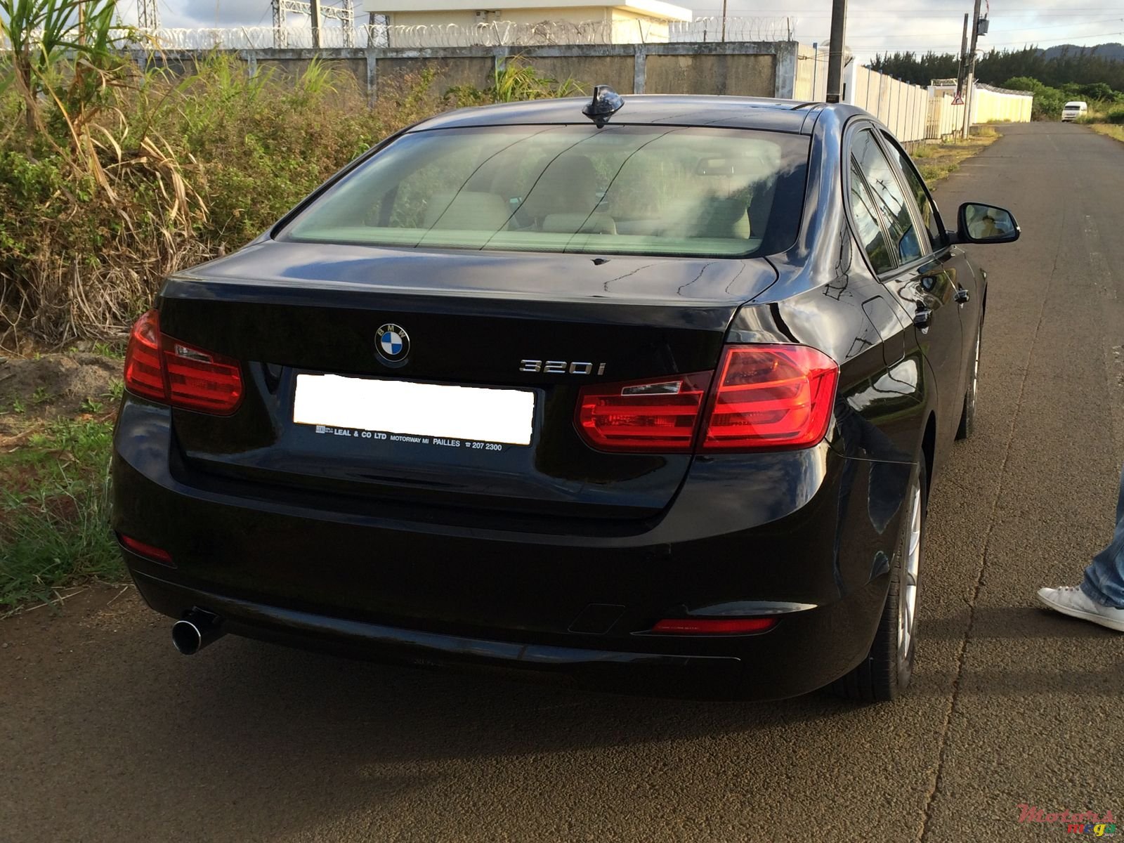 2012' BMW 320 photo #2