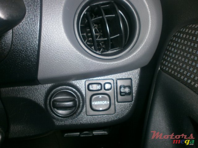 2015' Toyota Verso VITZ photo #4