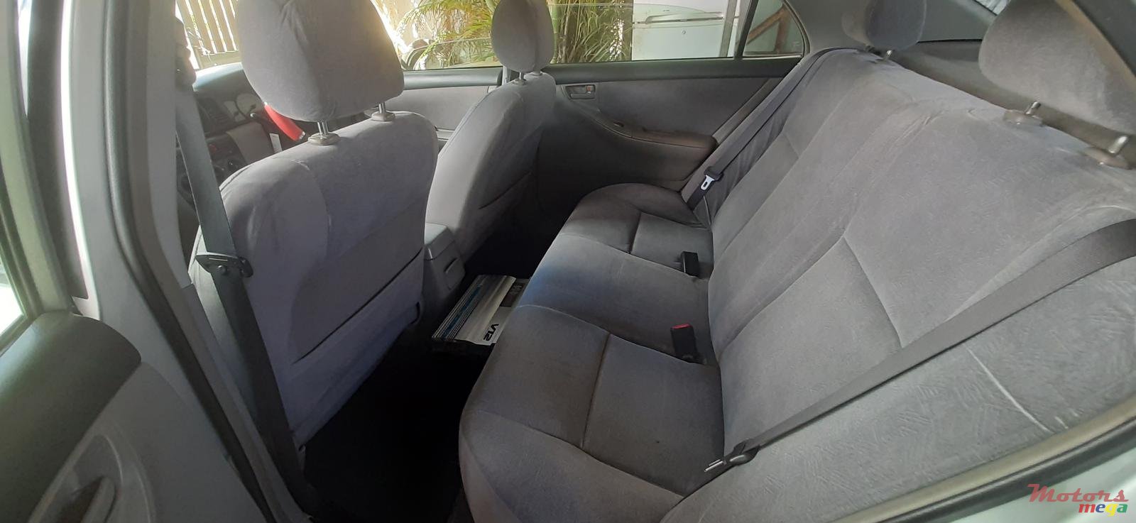 2002' Toyota Corolla photo #5