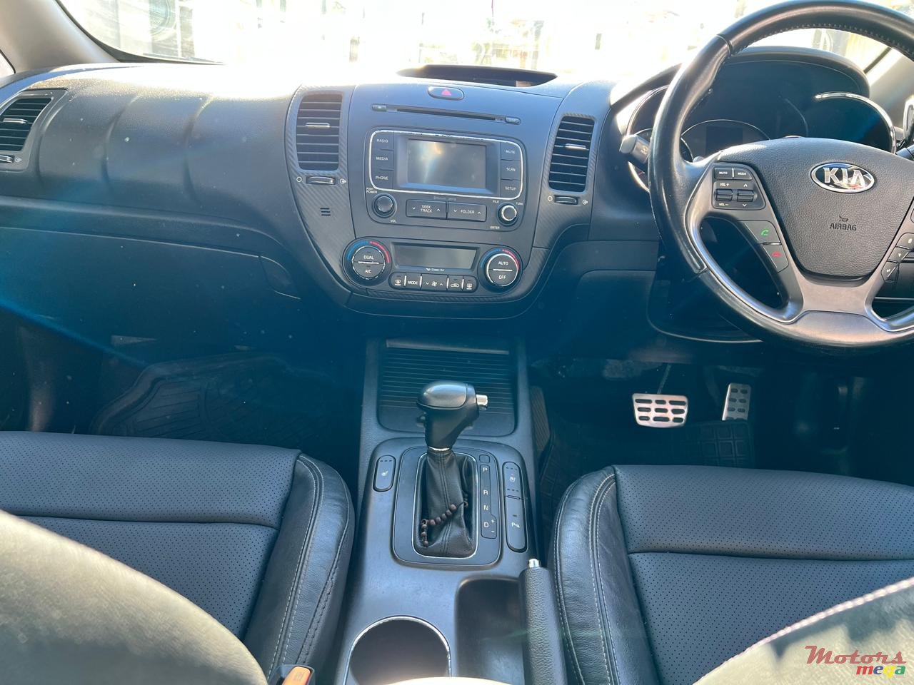 2015' Kia Cerato photo #4