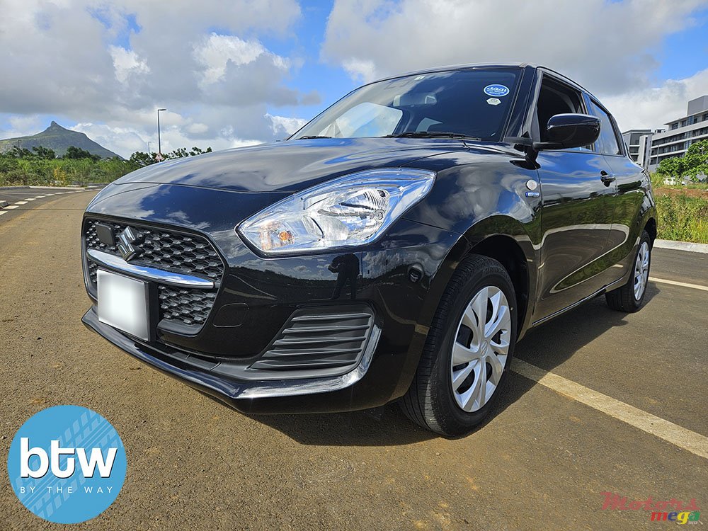 2022' Suzuki Swift Japan photo #2