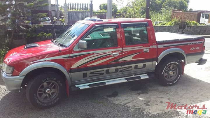 2000' Isuzu LS (JAPAN) photo #1