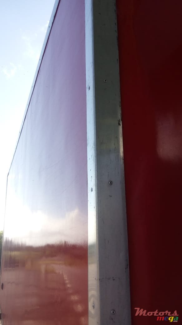 2017' Mitsubishi photo #1