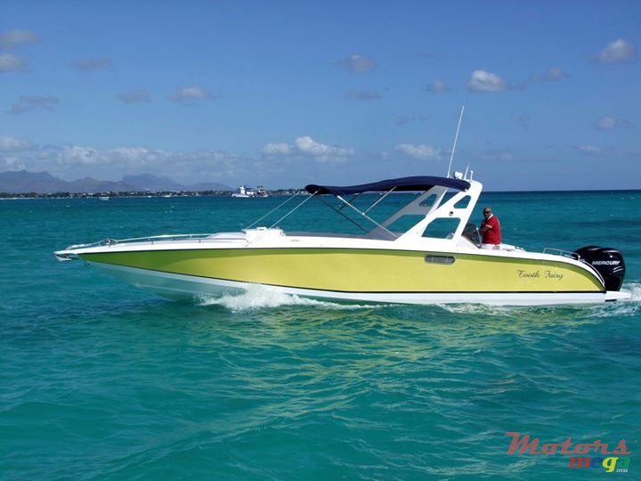 2012' Triumph photo #1