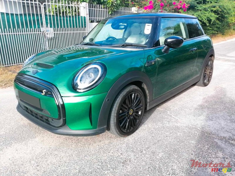 2022' MINI Cooper S photo #2