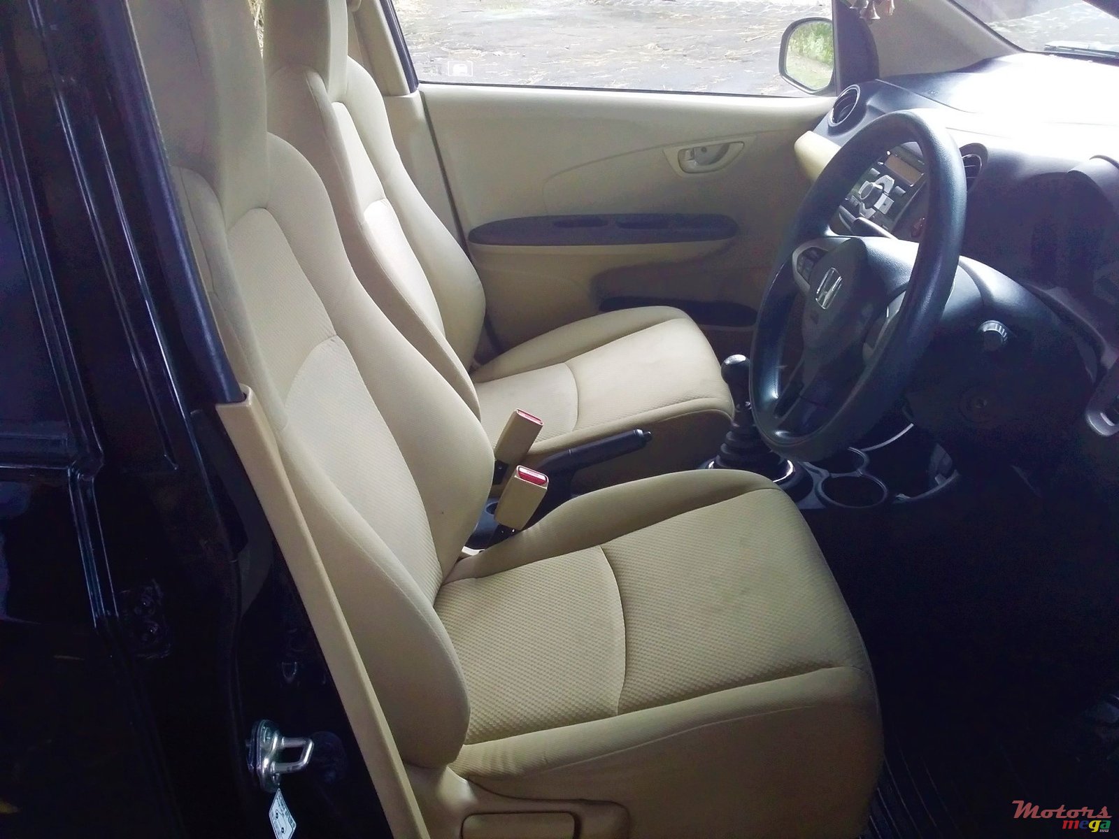 2014' Honda BRIO photo #5