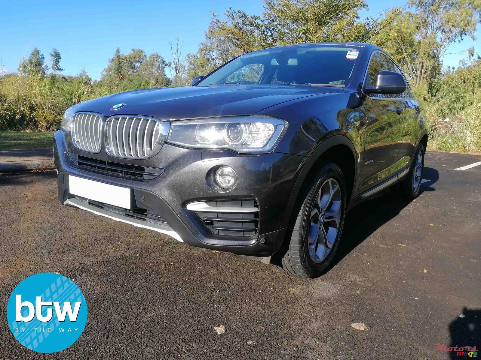 2016' BMW X4 photo #2