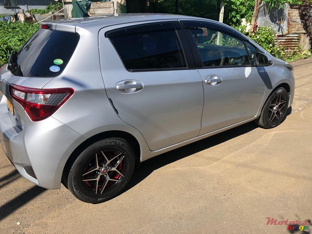 2018' Toyota Vitz photo #7