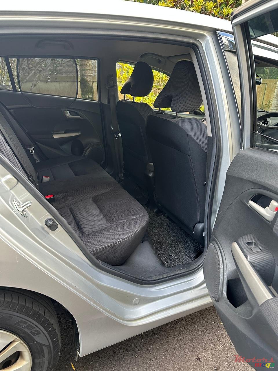 2011' Honda Insight photo #4