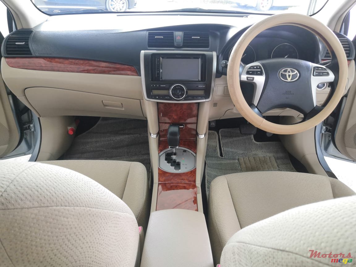 2013' Toyota Allion Limited A18 version photo #3