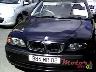 2002' BMW 318 photo #1