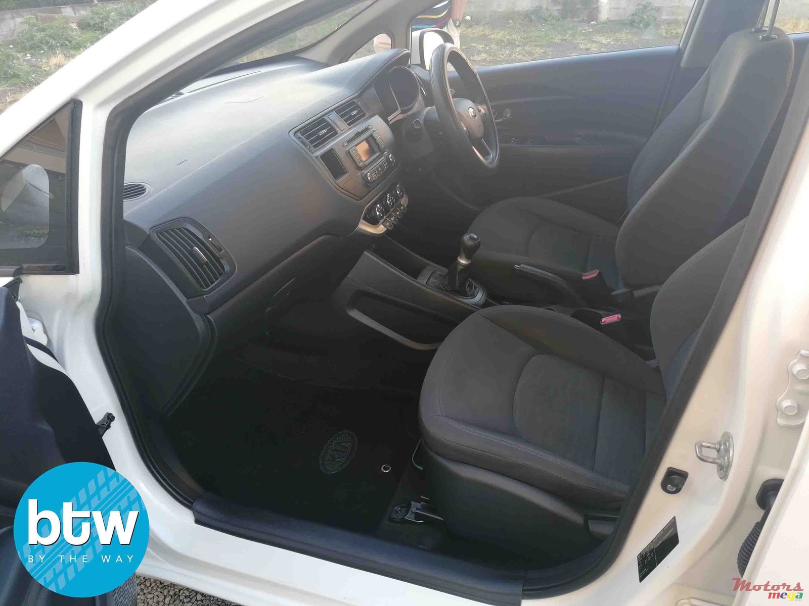 2013' Kia Rio photo #3