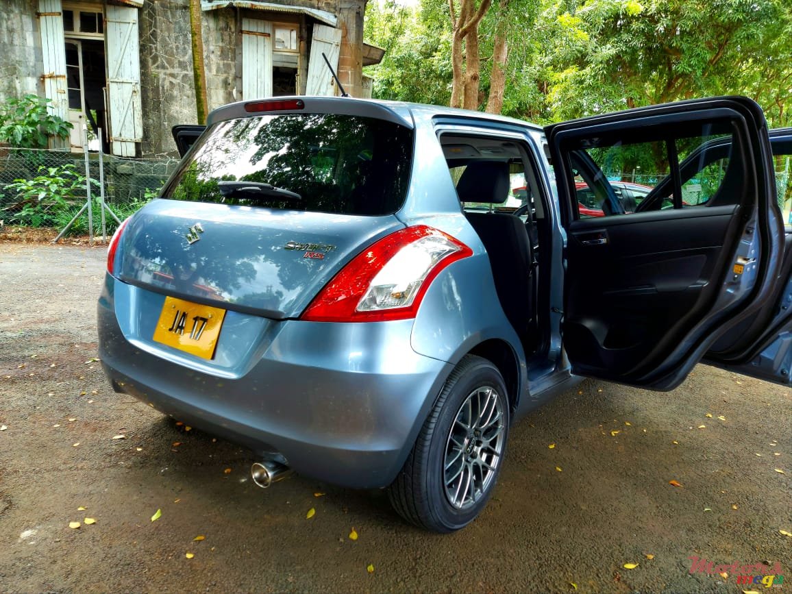 2016' Suzuki Swift Dorigine photo #2