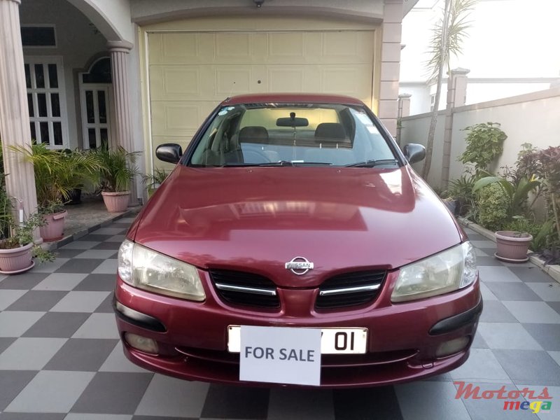 2001' Nissan Sunny photo #2