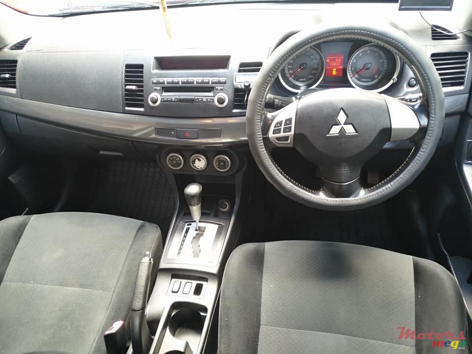 2009' Mitsubishi Lancer EX photo #5