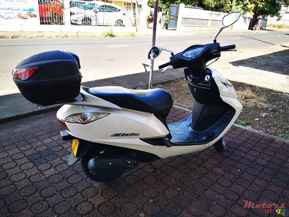 2015' Honda Elite photo #4