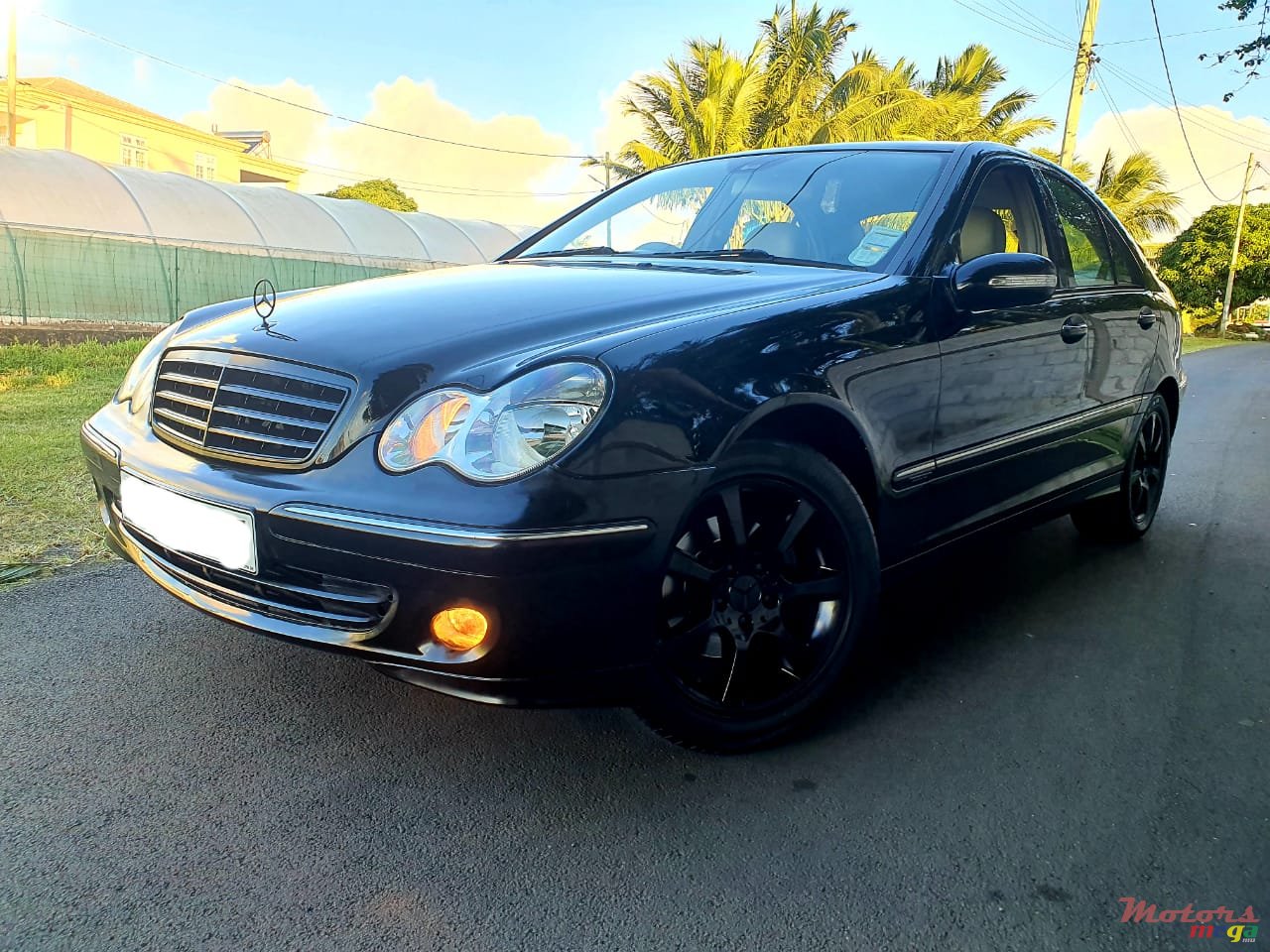 2005' Mercedes-Benz C-Class C200 photo #6