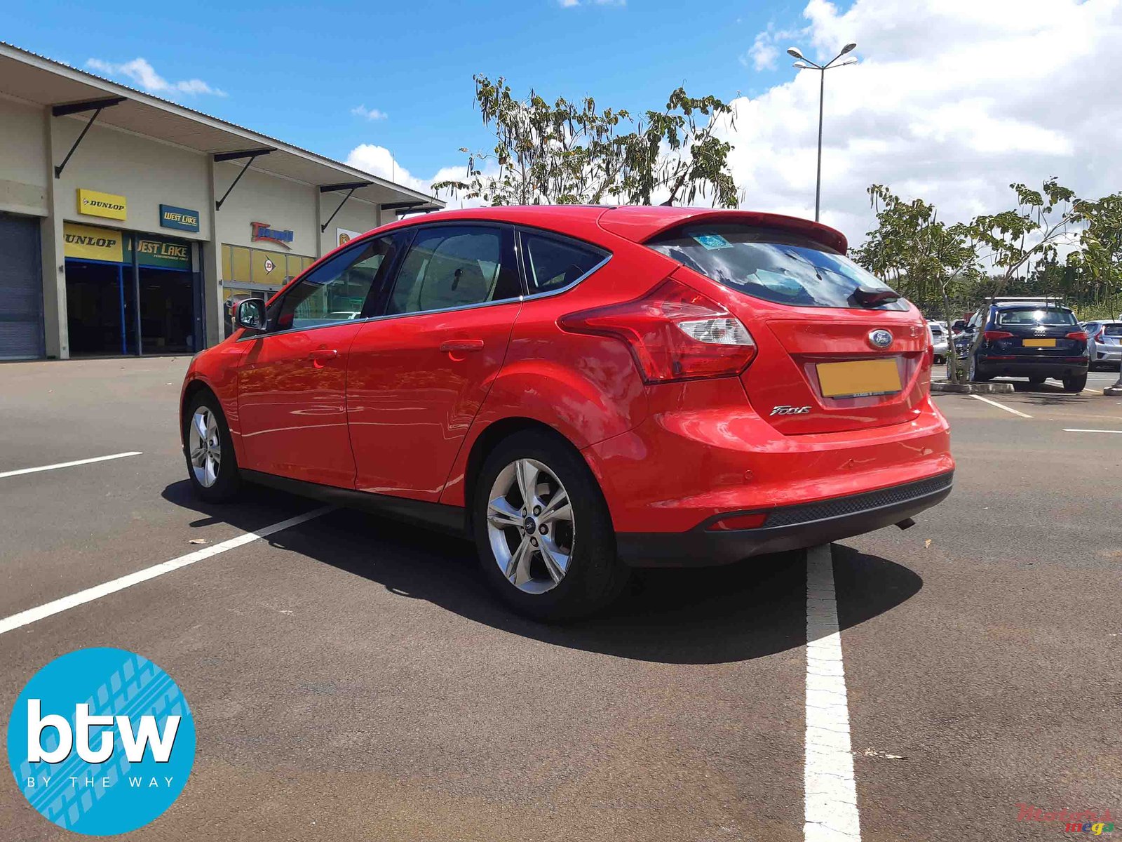 2012' Ford Focus photo #2