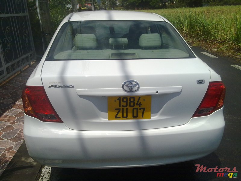 2007' Toyota Axio photo #2