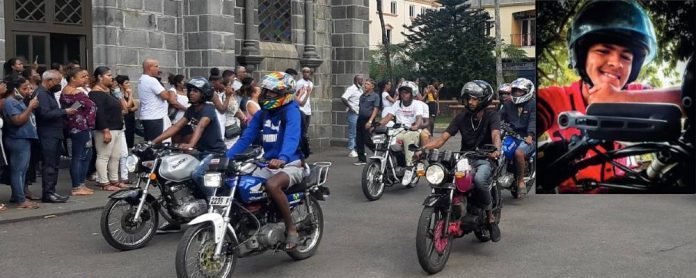 Accident à Trou d’Eau Douce : Le dernier voyage d’un passionné de moto