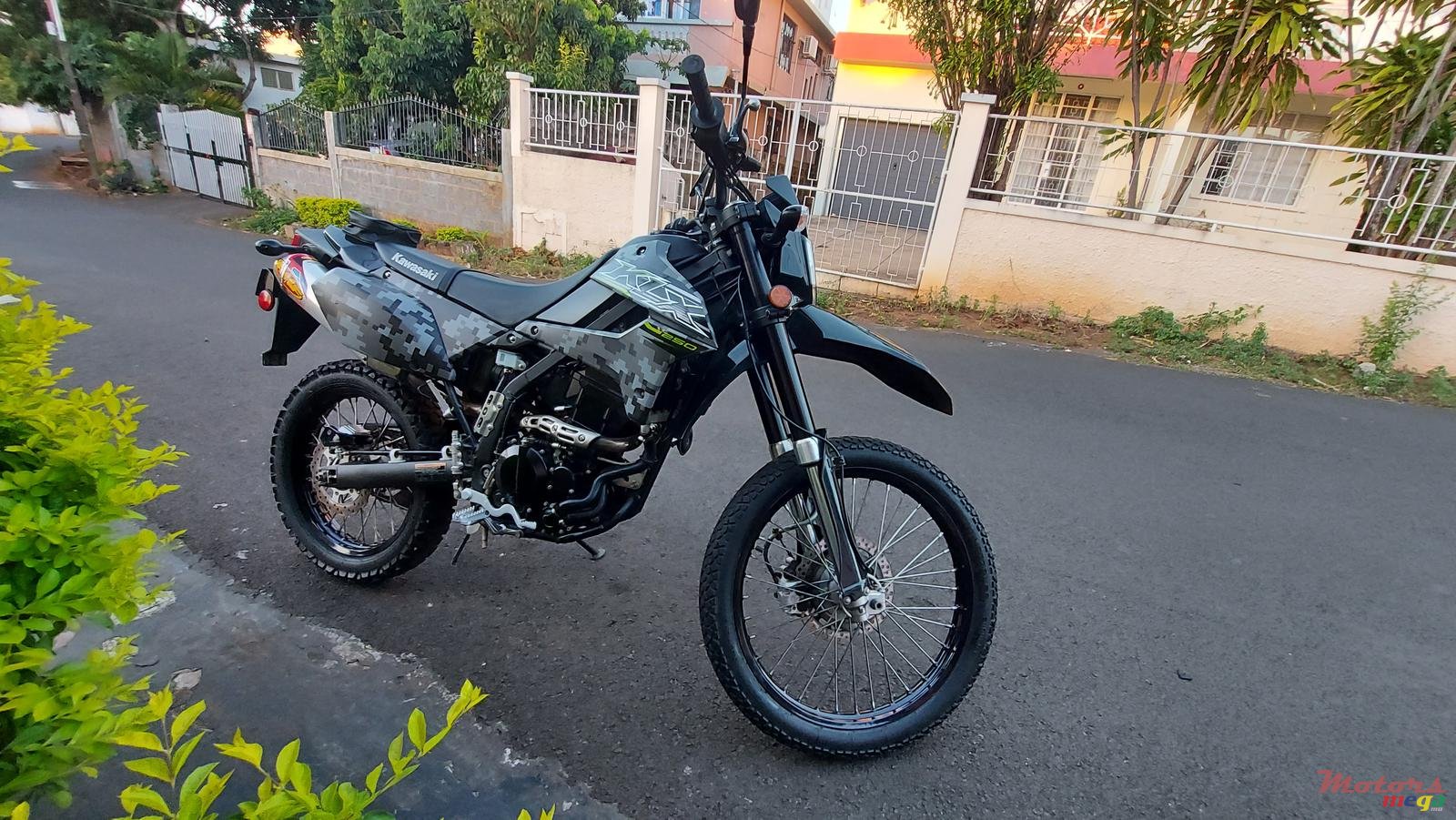 2019' Kawasaki KLX 250S CAMO EDITION photo #7
