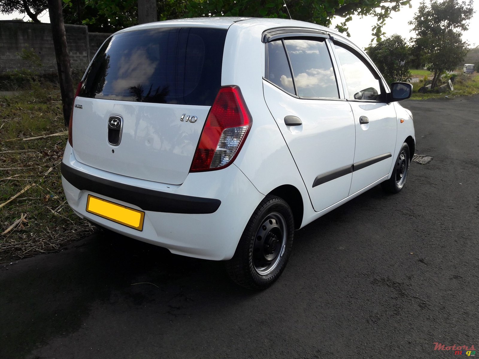 2010' Hyundai i10 photo #3