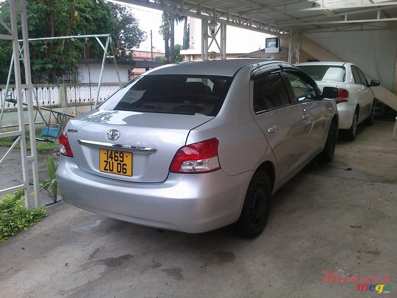 2006' Toyota Corolla BELTA photo #1