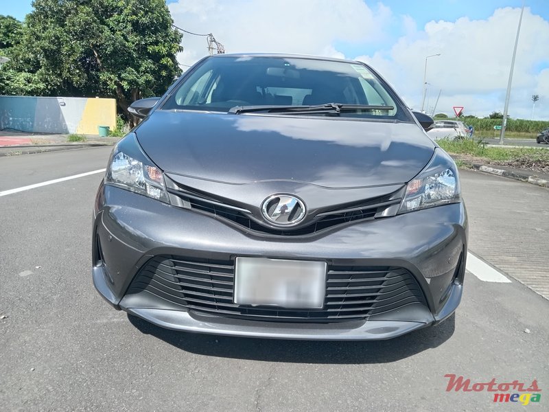 2014' Toyota Vitz 1320cc Automatic photo #3