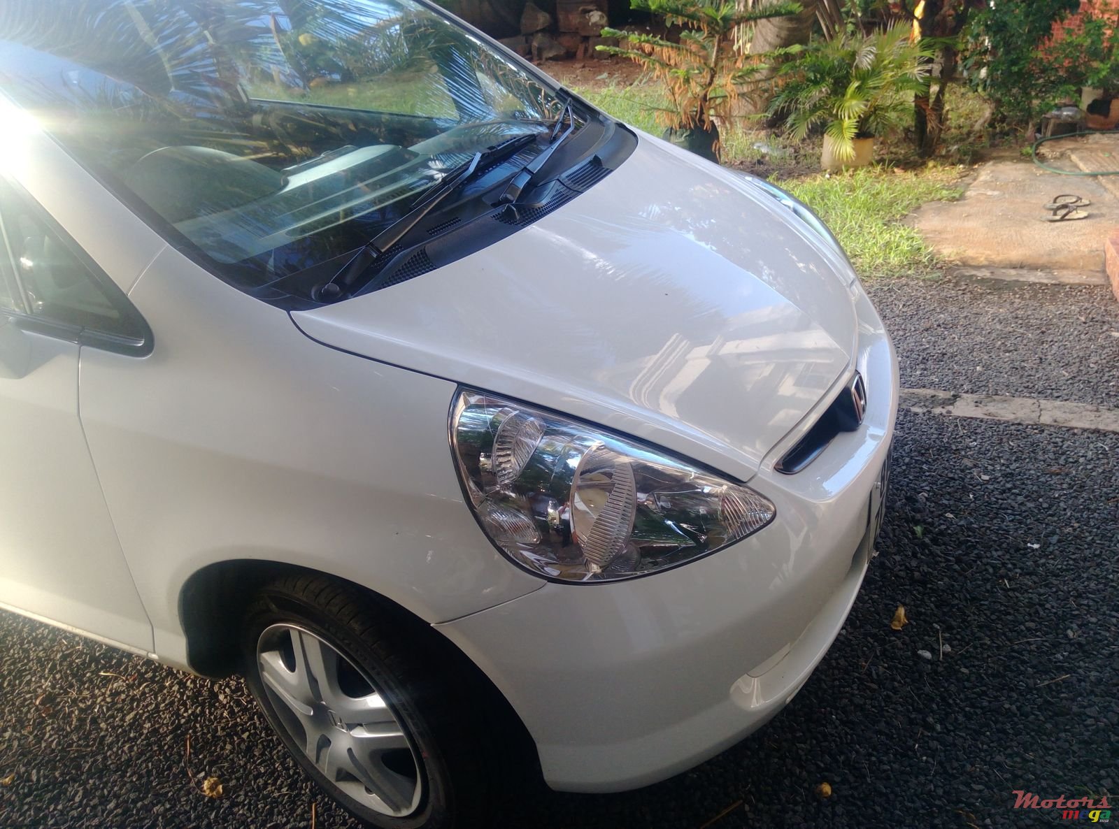 2004' Honda Fit photo #2