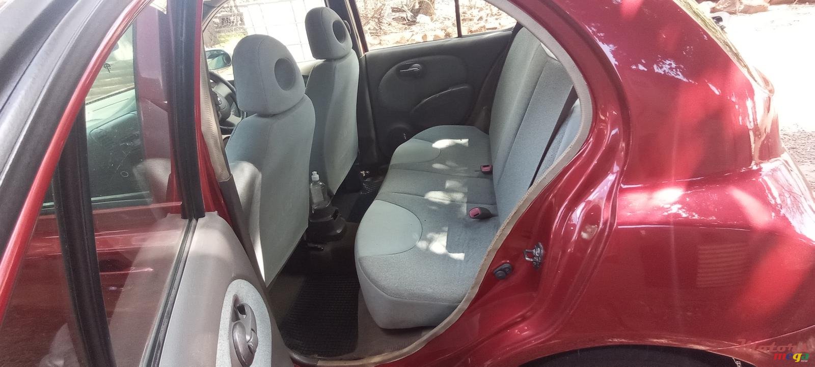 2004' Nissan March photo #6