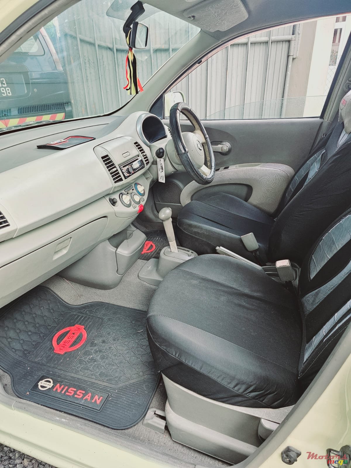 2005' Nissan March photo #7