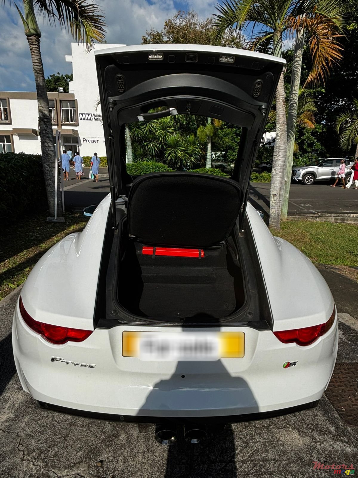 2014' Jaguar F-Type Modèle S photo #4