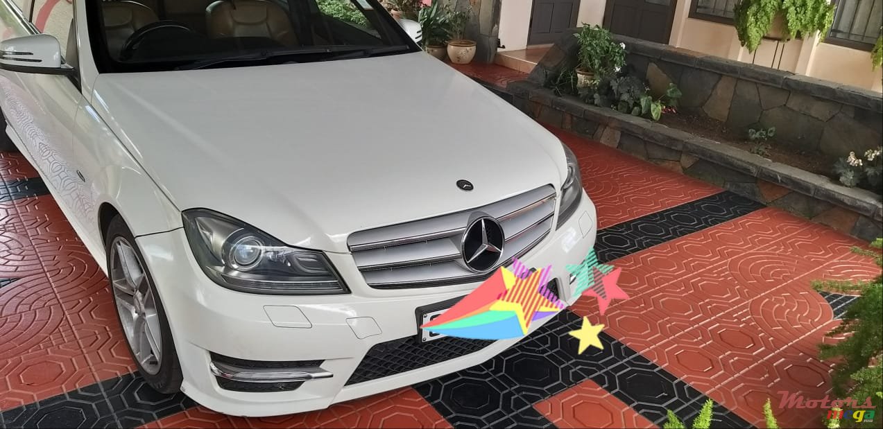 2012' Mercedes-Benz CL 180 photo #1