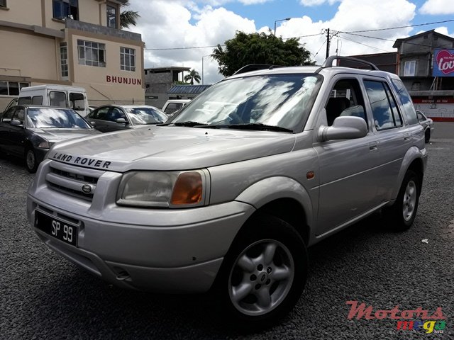 1999' Land Rover Freelander photo #2