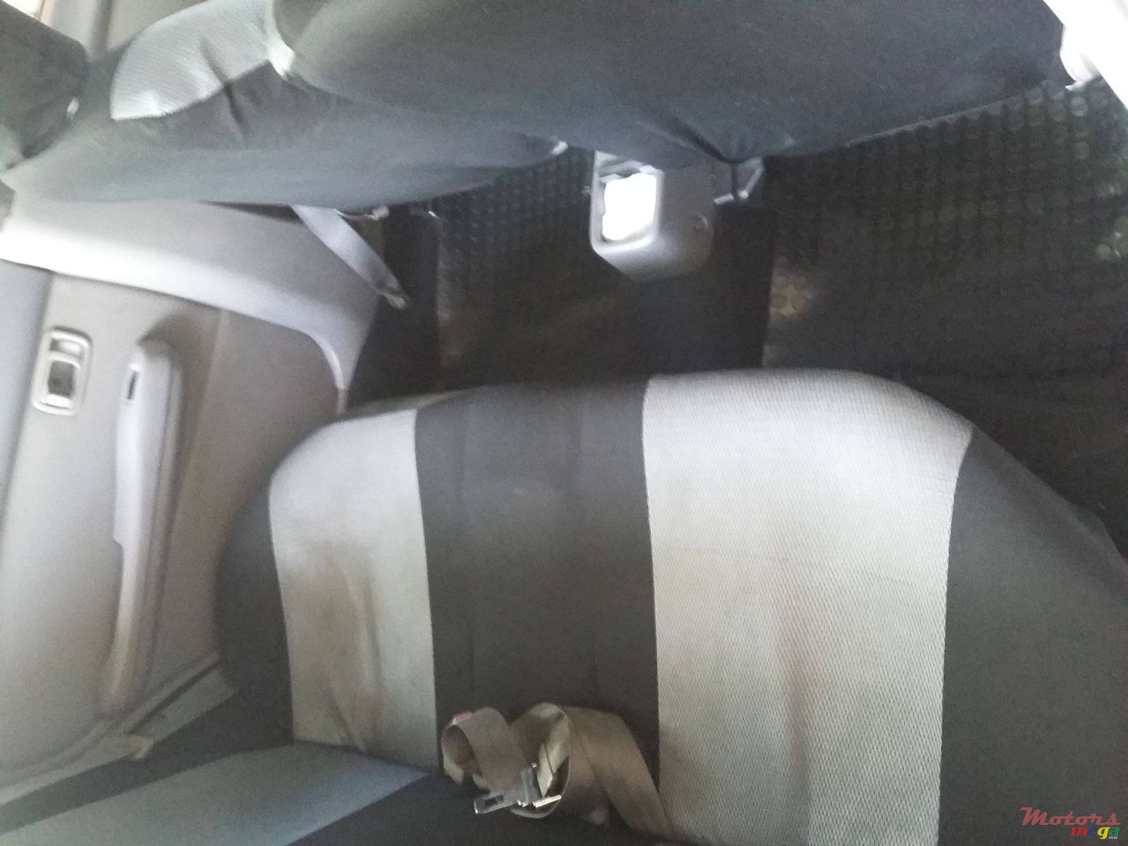 2000' Nissan March photo #2