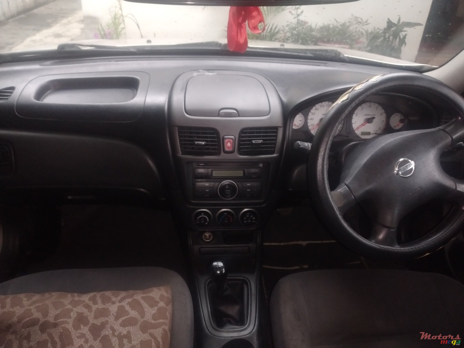 2011' Nissan Sunny N17 photo #6